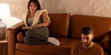 Online vs. In-Person Couples Therapy: 2025 Comparison - Cover Image