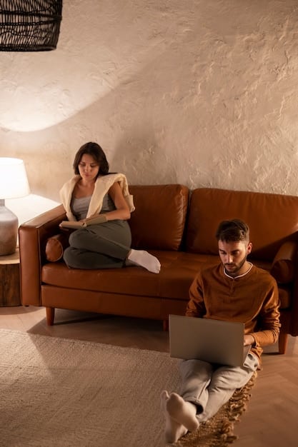Online vs. In-Person Couples Therapy: 2025 Comparison